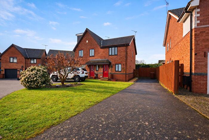 2 Bedroom Semi Detached House For Sale In Burrstock Way, Rainham, ME8