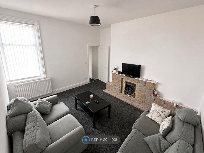 3 Bedroom Flat To Rent In Ashley Road, South Shields, NE34