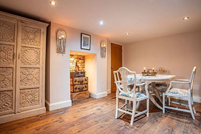 2 Bedroom Terraced House For Sale In Fixby Avenue, Halifax, HX2