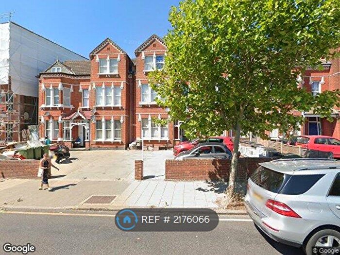 Studio To Rent In Herne Hill, London, SE24