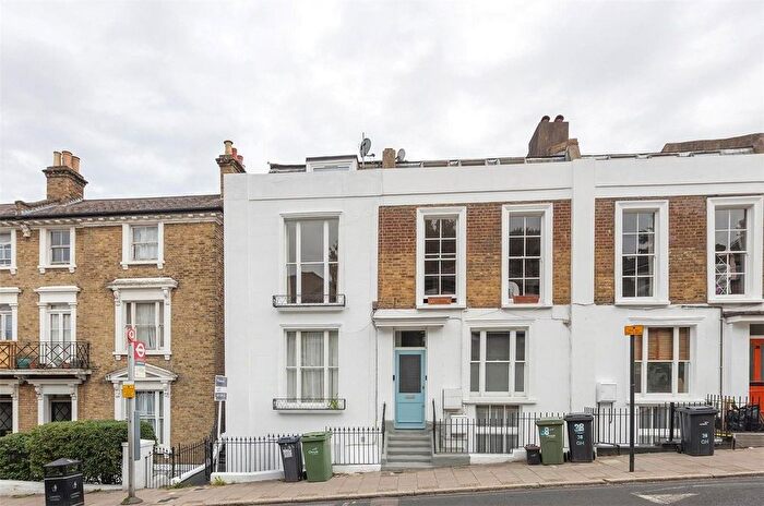 1 Bedroom Flat For Sale In Gipsy Hill, London, SE19