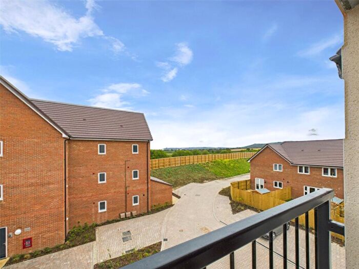 2 Bedroom Apartment To Rent In Drake Gardens, Brockworth, Gloucester, Gloucestershire, GL3