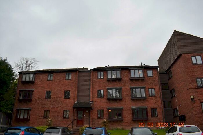 Studio To Rent In Attleborough Road, Nuneaton, Warwickshire, CV11