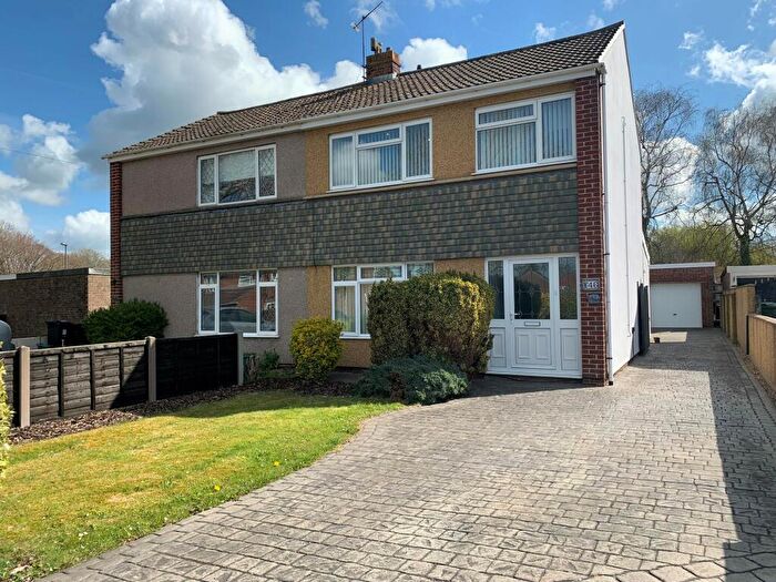 3 Bedroom Semi-Detached House To Rent In Highworth Crescent, Yate, BS37