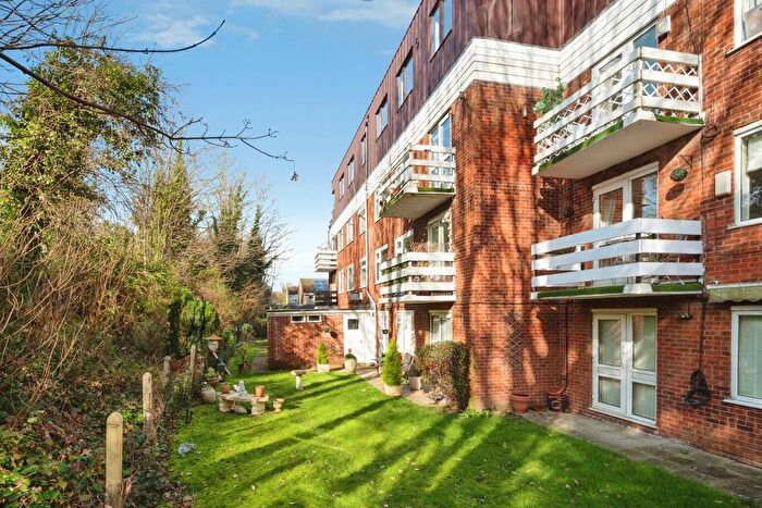 2 Bedroom Flat For Sale In Falkirk Close, Hornchurch, RM11