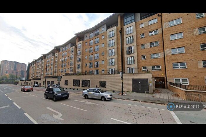 2 Bedroom Flat To Rent In Fusion, Salford, M5