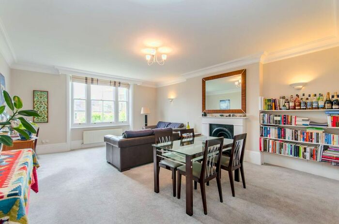2 Bedroom Flat To Rent In Sutherland Avenue, Maida Vale, London, W9