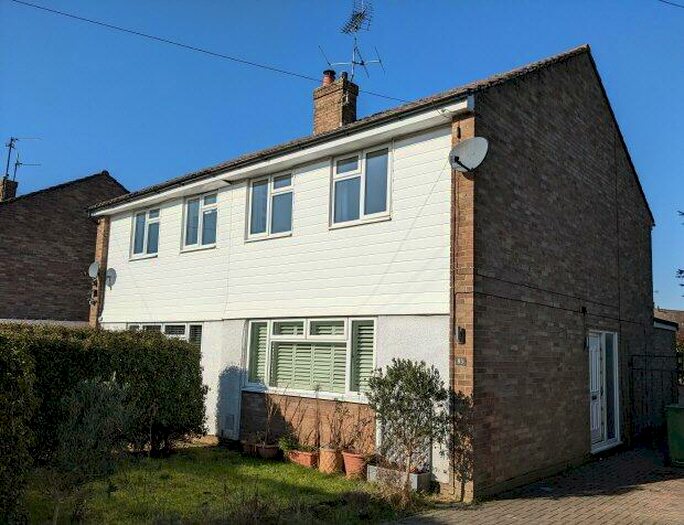 3 Bedroom House To Rent In Lambs Farm Road, Horsham, RH12