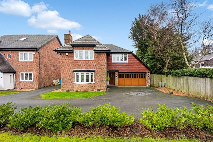 5 Bedroom Detached House For Sale In Church View Close, Widnes, WA8