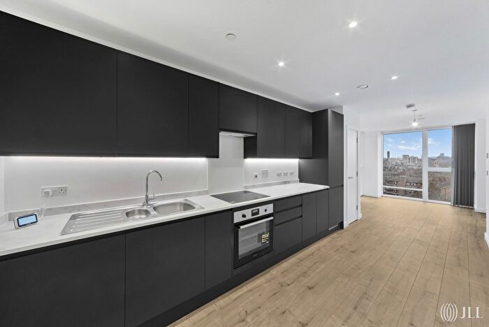 2 Bedroom Flat To Rent In New Kent Road, London, SE1