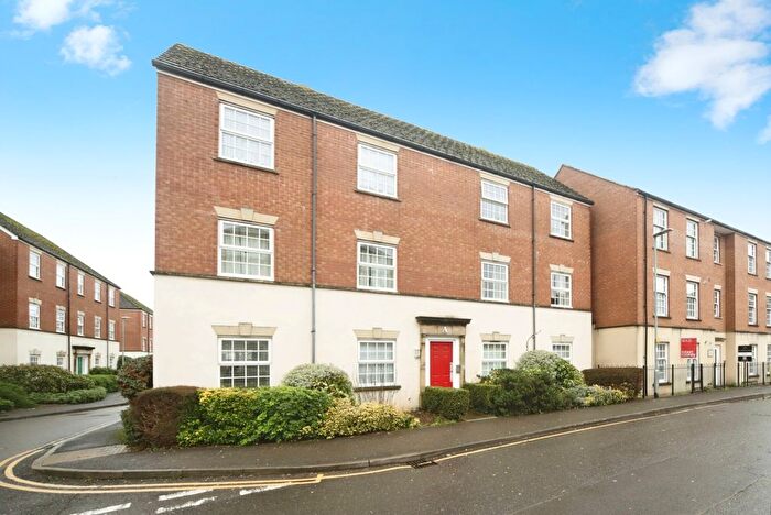 1 Bedroom Flat For Sale In Gatehouse Court, Taunton, TA1