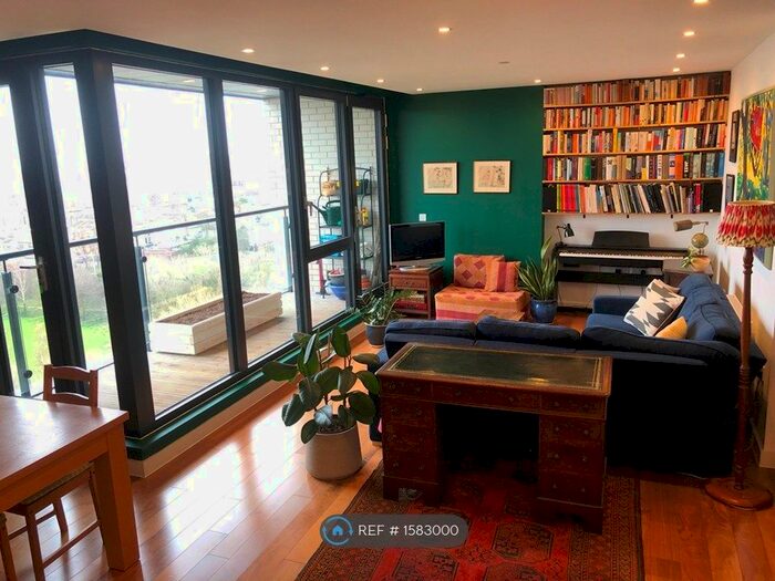 2 Bedroom Flat To Rent In Grand Regent Tower, London, E2