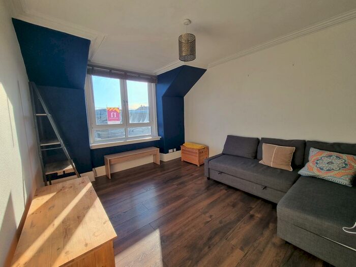 1 Bedroom Flat To Rent In Hutcheon Street, The City Centre, Aberdeen, AB25