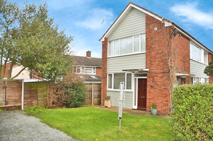 2 Bedroom Maisonette To Rent In The Drive, Chelmsford, CM1