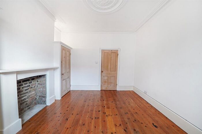 1 Bedroom Flat For Sale In Mexfield Road, London, SW15