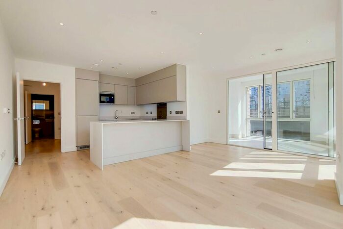 2 Bedroom Flat For Sale In Royal Captain Court, Canary Wharf, London, E14