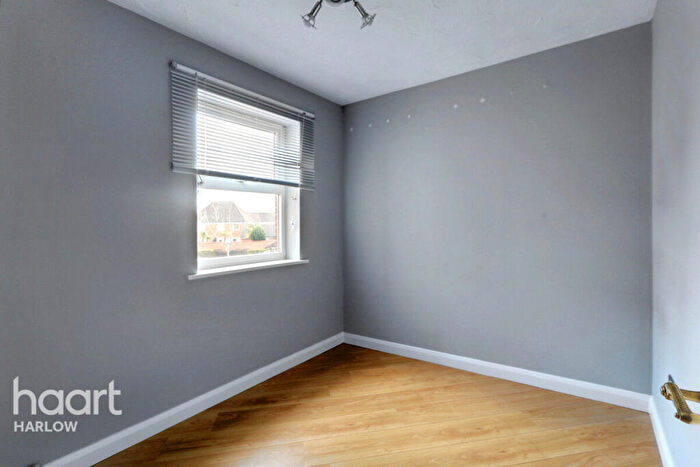 2 Bedroom Apartment To Rent In Chelsea Gardens, Harlow, CM17