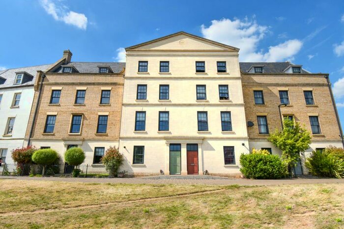 4 Bedroom Terraced House To Rent In High Street, Upton, Northampton, NN5