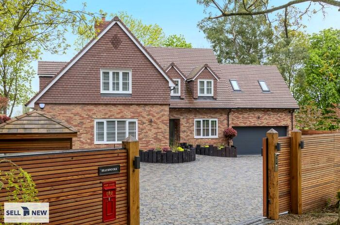 5 Bedroom Detached House For Sale In Wow Factor, High Specification Throughout, Views To Rear! Church Road, MK44