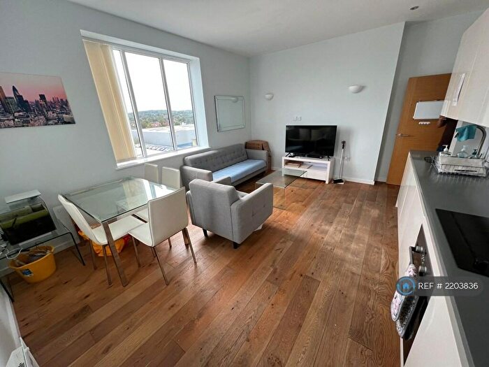 1 Bedroom Penthouse To Rent In Waddon House, Croydon, CR0