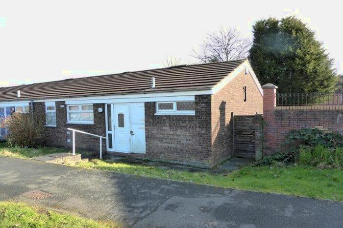2 Bedroom Bungalow To Rent In Standon Way, Bristol, BS10