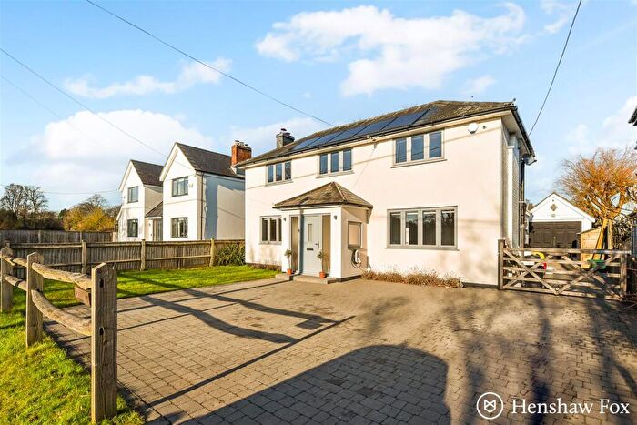 3 Bedroom Detached House For Sale In Beaulieu Road, Marchwood, Hampshire, SO40