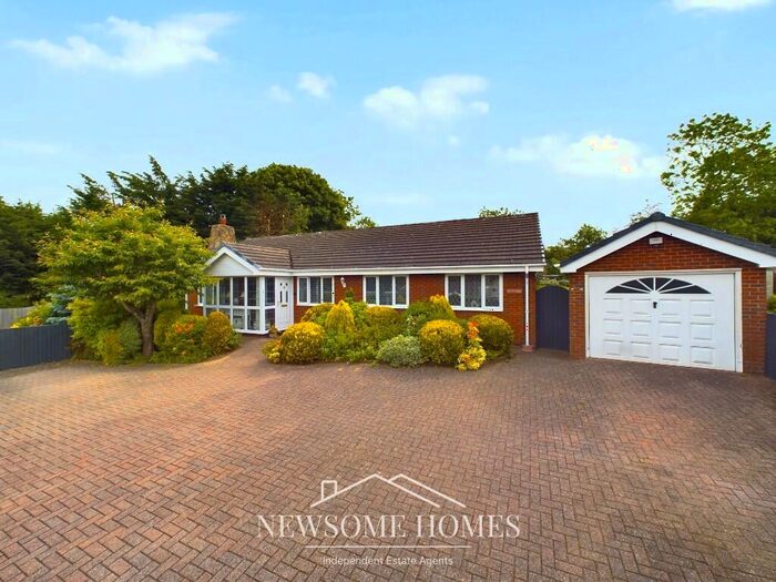 3 Bedroom Detached Bungalow For Sale In Lixwm, Flintshire, CH8