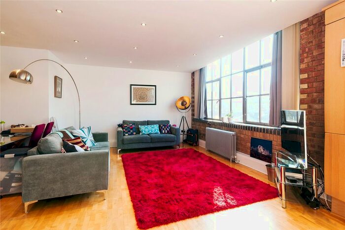 1 Bedroom Flat To Rent In Shepherdess Place, London, N1