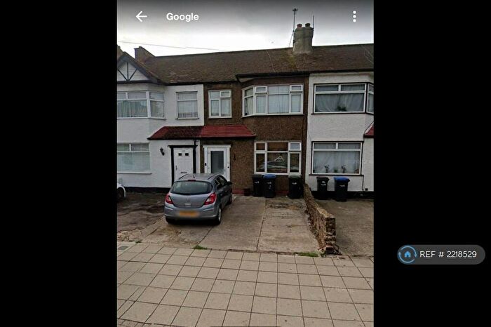 3 Bedroom Terraced House To Rent In Ordnance Road, Enfield, EN3