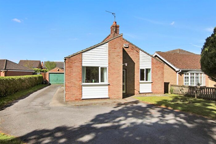 2 Bedroom Bungalow For Sale In Caistor Road, Market Rasen, LN8