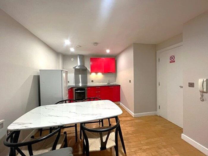 3 Bedroom Flat To Rent In St. Marys Road, Sheffield, S2