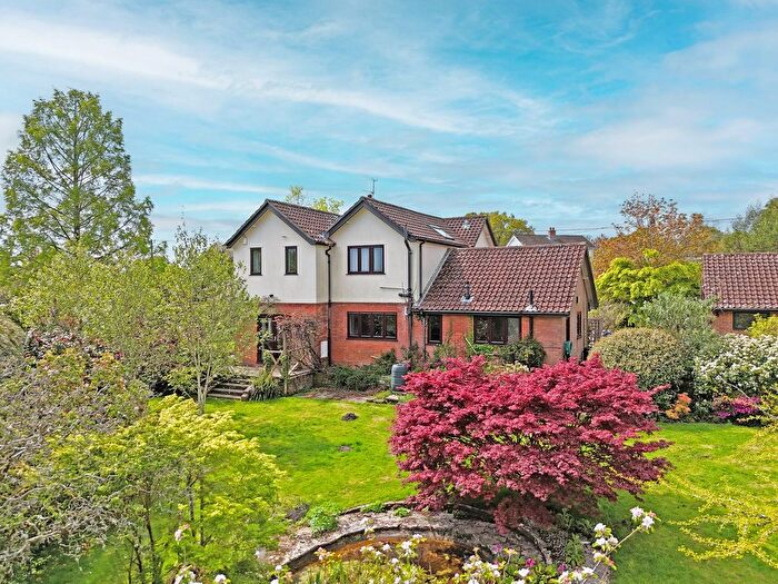 4 Bedroom Detached House For Sale In Minstead, Lyndhurst, SO43