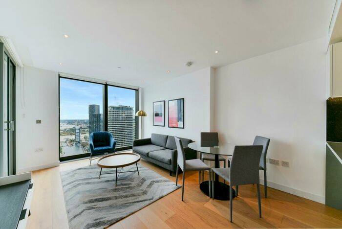 1 Bedroom Apartment To Rent In Landmark Pinnacle, Canary Wharf, London, E14