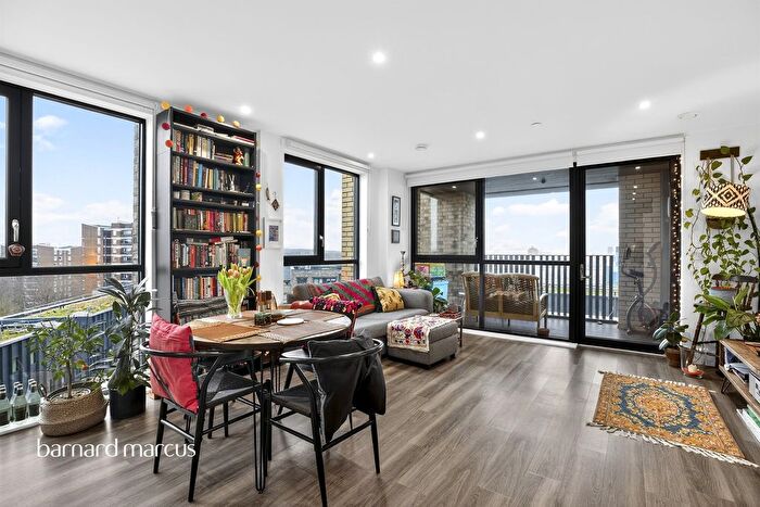 1 Bedroom Flat For Sale In Parkside Avenue, London, SE10