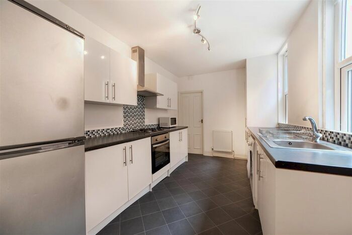 2 Bedroom Flat To Rent In Mildmay Road, Jesmond, Newcastle Upon Tyne, NE2