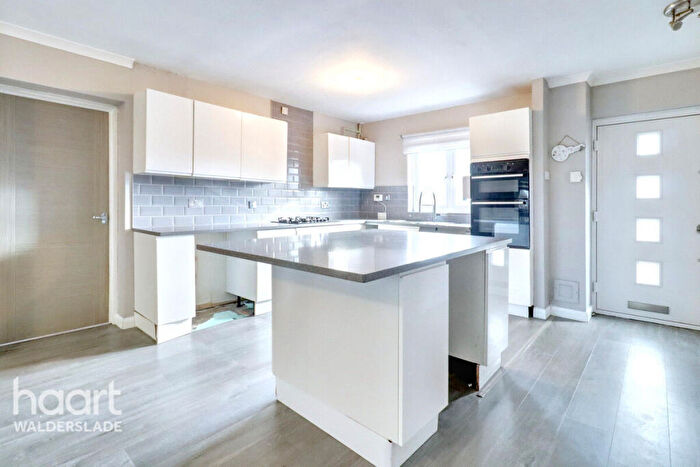 5 Bedroom End Of Terrace House For Sale In Bader Crescent, Chatham, ME5