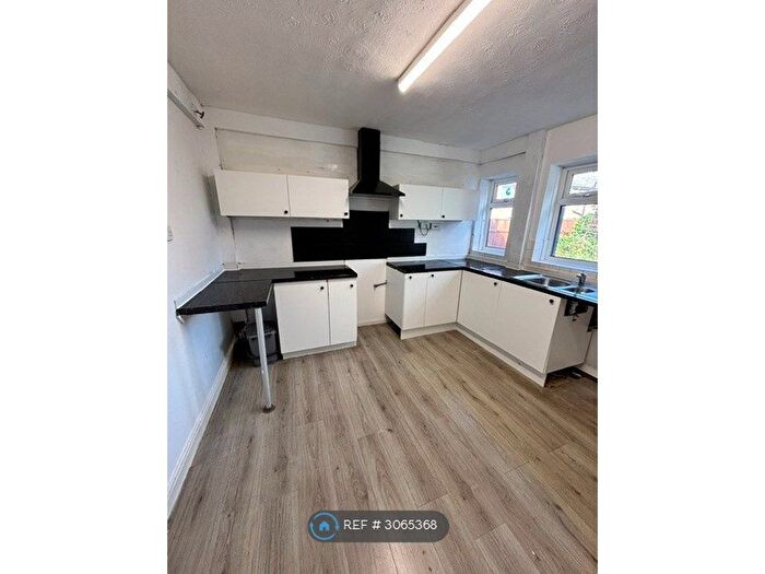 3 Bedroom Semi Detached House To Rent In Overdale Road, Middlesbrough, TS3