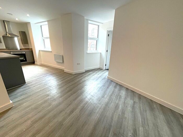 1 Bedroom Flat To Rent In Michael Paul House, Taunton, TA1