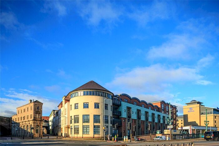 2 Bedroom Flat To Rent In Curzon Place, Gateshead, Tyne &amp; Wear, NE8