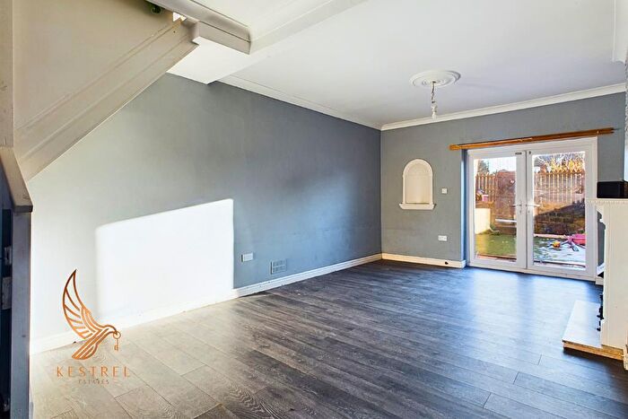 2 Bedroom Semi-Detached House For Sale In Bow Street, Cudworth, Barnsley, S72