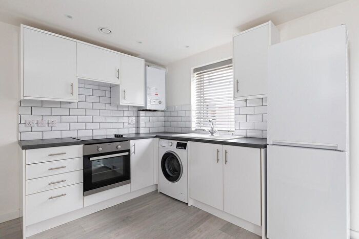 2 Bedroom Apartment To Rent In High Street, Cheltenham, GL50