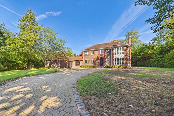 5 Bedroom Detached House For Sale In Greenwood Road, Tilehurst, Reading, Berkshire, RG30