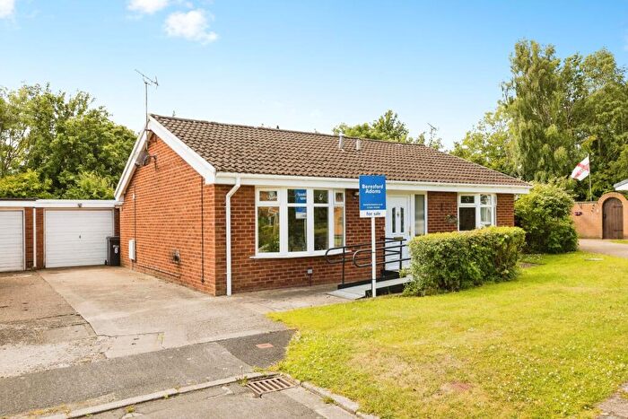 2 Bedroom Bungalow For Sale In Sycamore Grove, Broughton, Chester, Flintshire, CH4