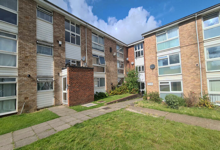 1 Bedroom Apartment To Rent In Hope Park, Bromley, Kent, BR1