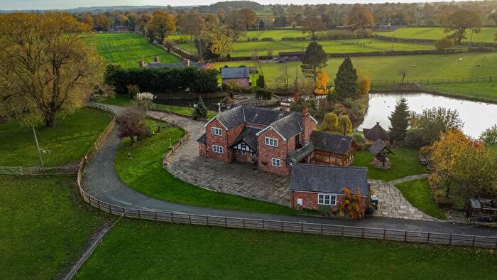 3 Bedroom Farm House To Rent In Spen Moss, Smallwood, CW11