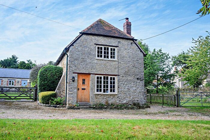 2 Bedroom Detached House For Sale In The Green, Hethe, Bicester, Oxfordshire, OX27