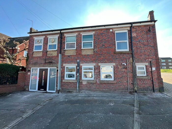 1 Bedroom Flat To Rent In Halesowen Road, Netherton, Dudley, DY2