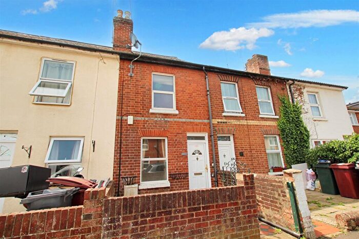 2 Bedroom Terraced House To Rent In Sherwood Street, Reading, RG30