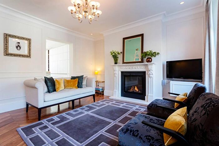 2 Bedroom Flat For Sale In Chadwell Street, London, EC1R