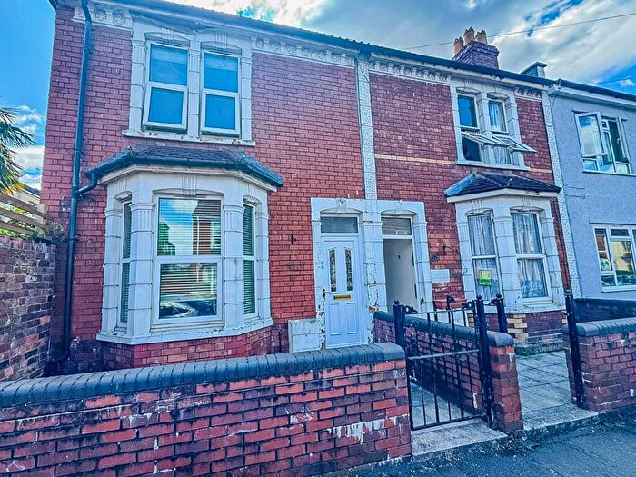 2 Bedroom End Of Terrace House To Rent In Tewkesbury Road, St Werburghs, Bristol, BS2